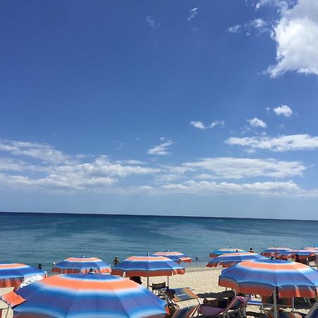 Italian Breeze Villa Soverato Marina Room photo